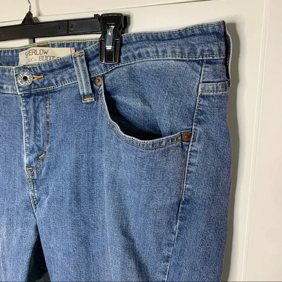 Women’s Levi’s 518 Super Low Bootcut Jeans - Picture 5 of 15